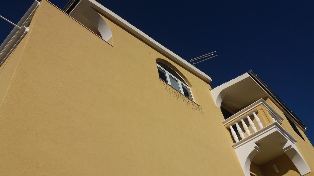 Apartments Meri Vodice Exterior foto