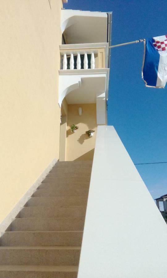 Apartments Meri Vodice Exterior foto