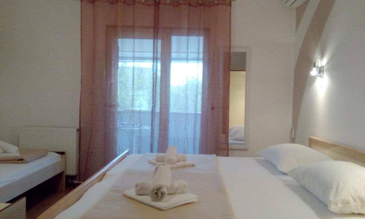 Apartments Meri Vodice Exterior foto
